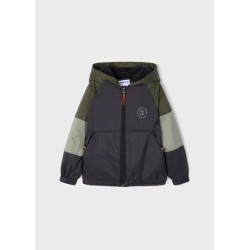 (27426) CAZADORA CON MOCHILA