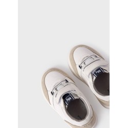 (29590) SNEAKER CITY