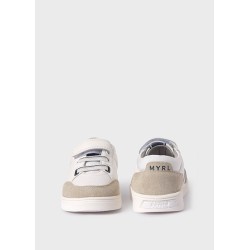 (29590) SNEAKER CITY